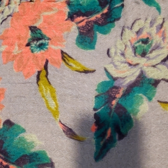 Floral Scarf - Picture 5 of 12